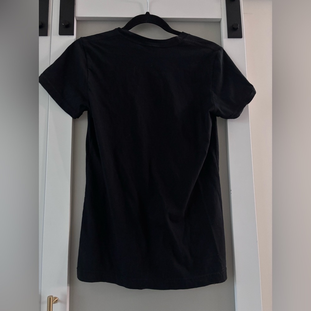 Black KISS Rhinestone Graphic Women's Tee - Picture 5 of 6